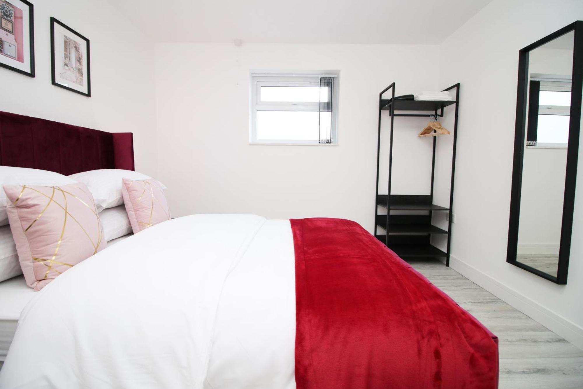 New Cardiff Bloc Exclusive Apartments By Prime Stays - Shops And Parking - Great For Groups And Families エクステリア 写真
