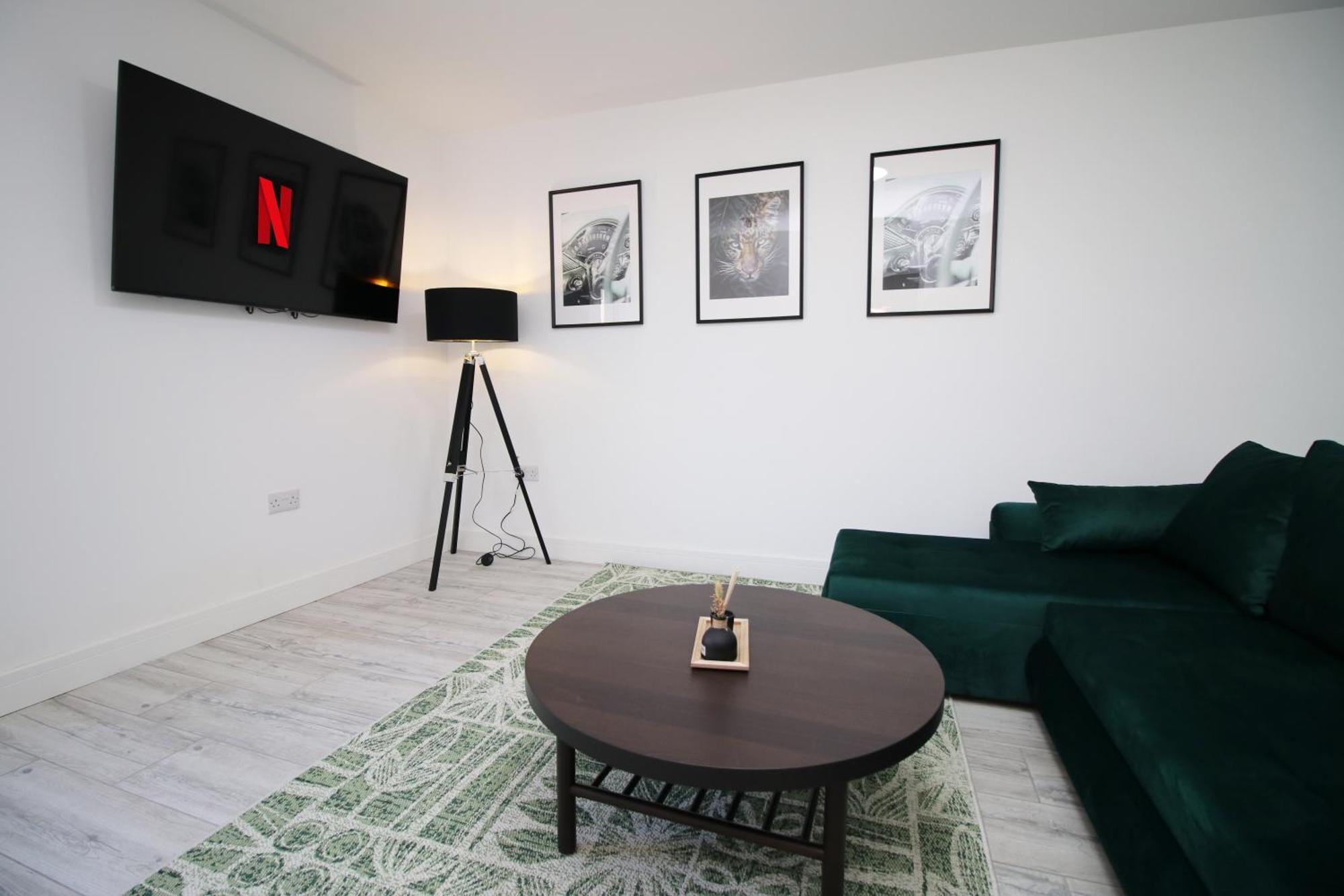 New Cardiff Bloc Exclusive Apartments By Prime Stays - Shops And Parking - Great For Groups And Families エクステリア 写真